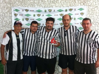 Operarianos no campeonato brasileiro de equipes de futebol de mesa, no RJ