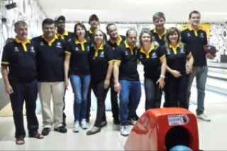 Atletas de Dourados que vão disputar o Campeonato Brasileiro de Clubes em Guarulhos.