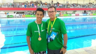 Luis e seu pai, que também é treinador.