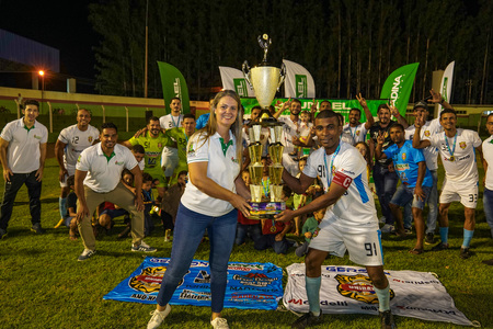 Unibata conquista título do Campeonato de Futebol Society de Nova Andradina